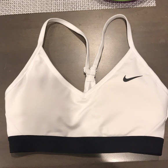 NIKE NWT Indy Sports Bra - Picture 7 of 8